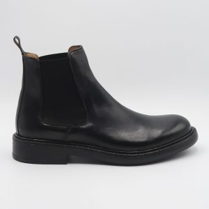 Stivaletto in pelle con inserto stretch – Nero