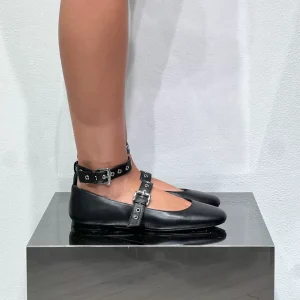 BALLERINA IN PELLE CON CINTURINI – MACBETH – STEVE MADDEN